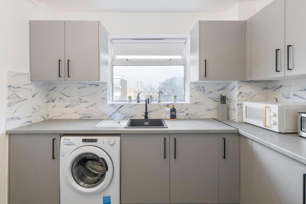 Apartament Shard View 2Br Next Tower Bridge Londyn Zewnętrze zdjęcie